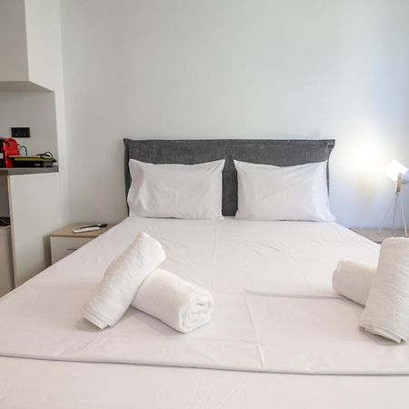 Facadoro Apartments Athens Ngoại thất bức ảnh